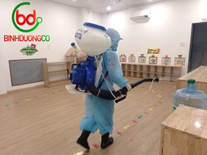 Khử khuẩn ít nhất 2 lần/ ngày tại những vị trí thường xuyên tiếp xúc